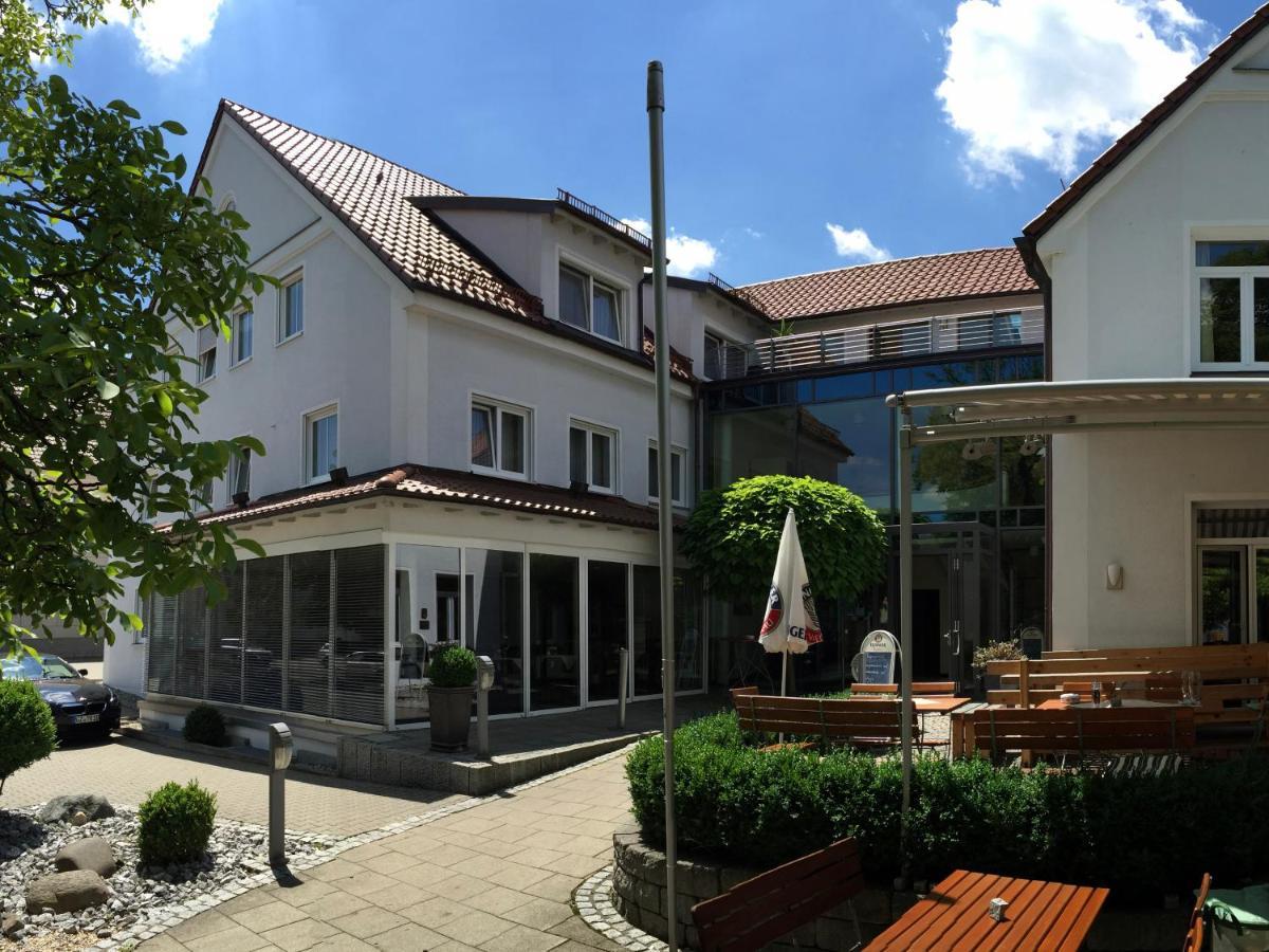 Hotel Grüner Baum Krumbach Exterior foto