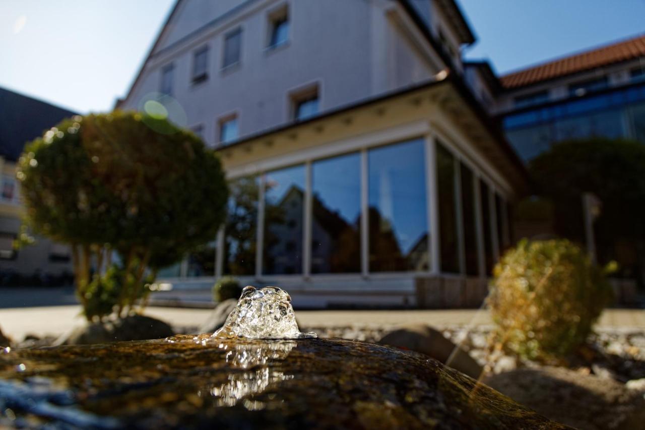 Hotel Grüner Baum Krumbach Exterior foto